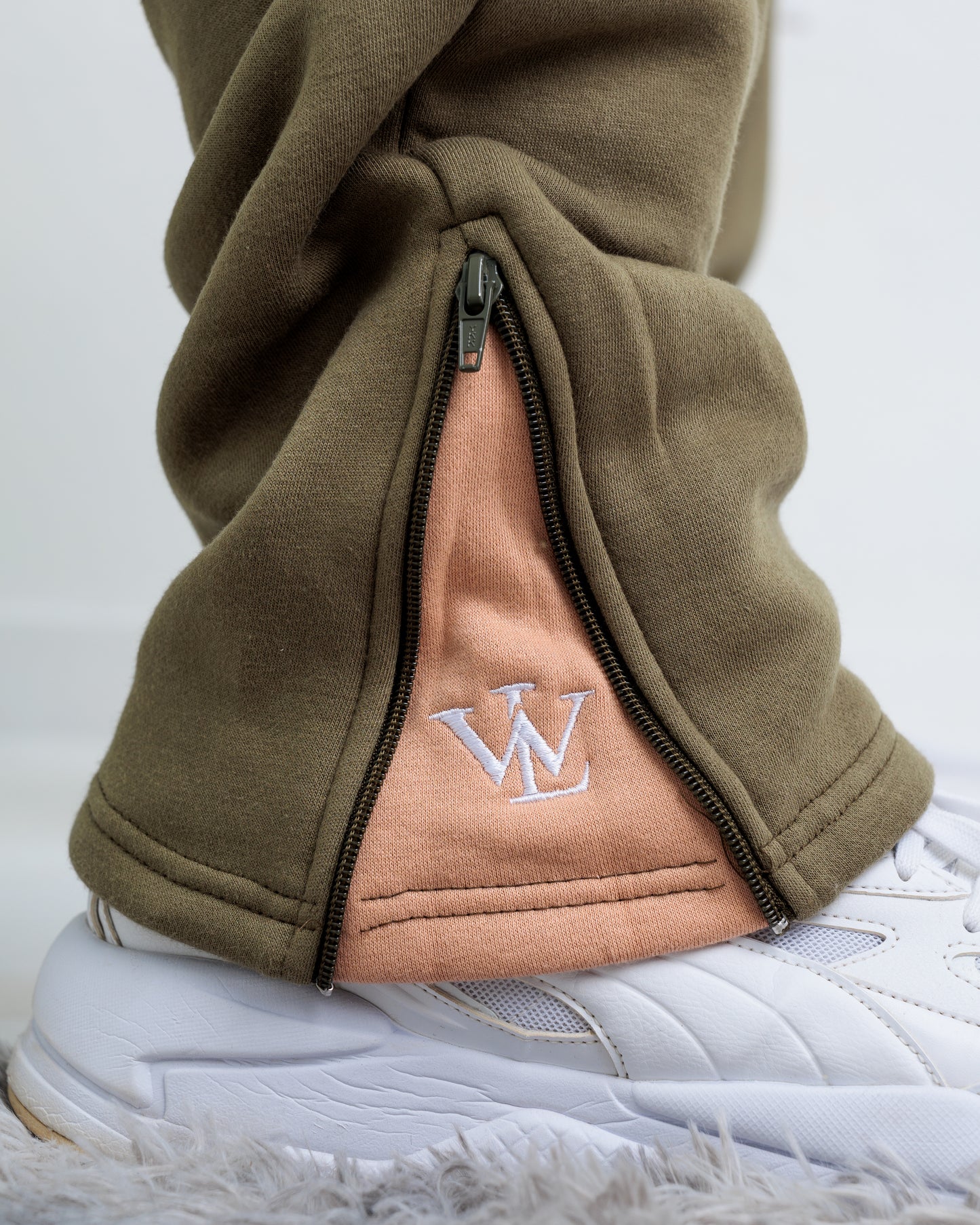 New Years Set Olive Green/Tan